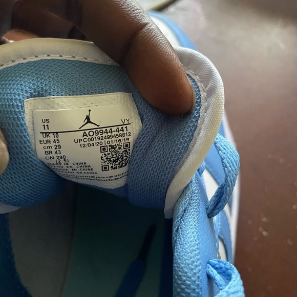Brand new UNC Jordan 1 Low - Picture 7 of 7